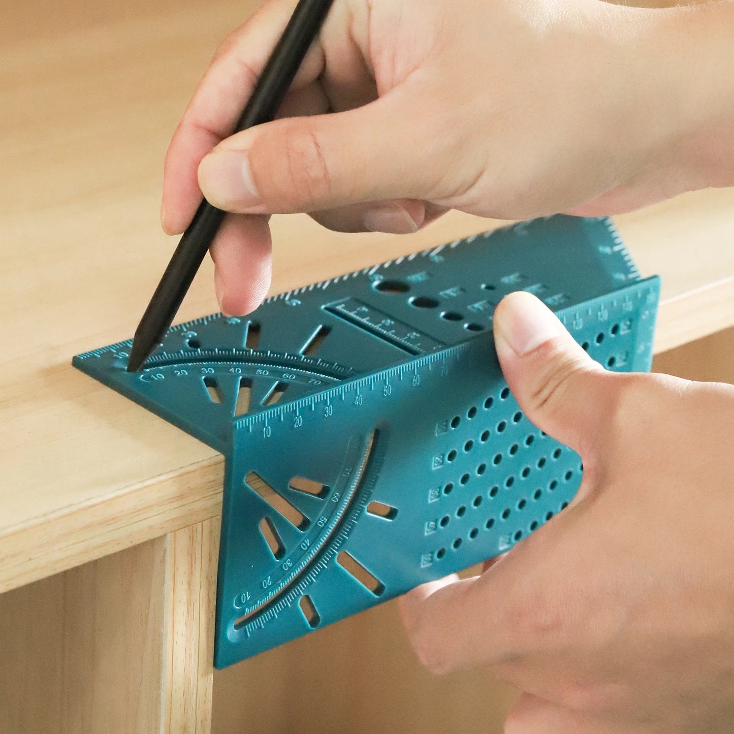Multifunctional 3D Woodworking Angle Ruler
