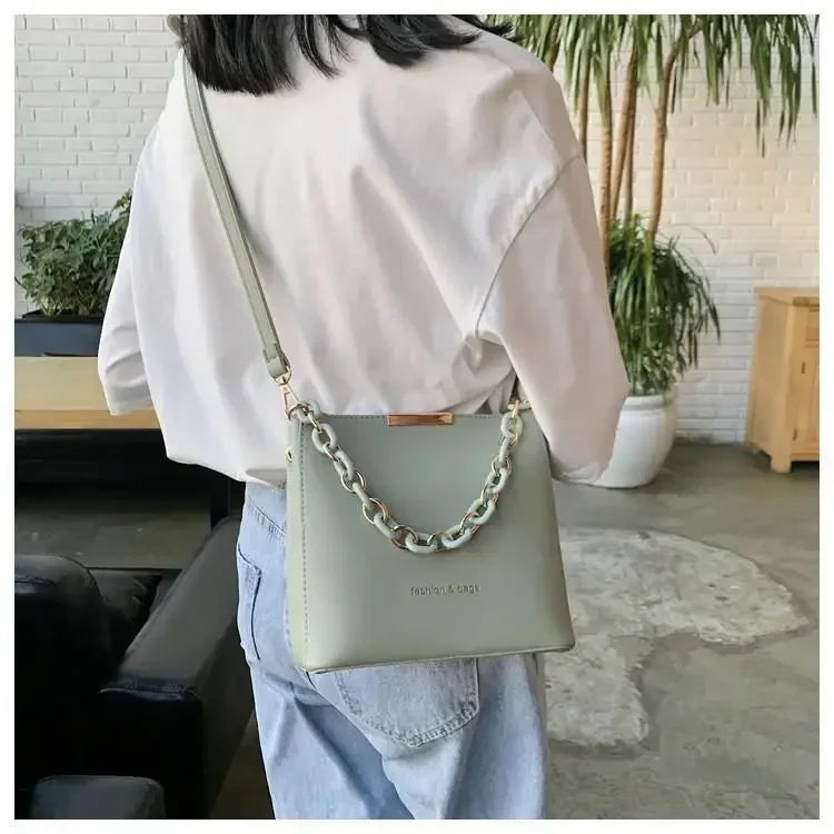 Minimalist Chain Bucket Crossbody Bag