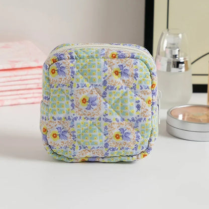 Heart Print Feminine Hygiene Storage Pouch