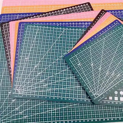 A4 Self-Healing Cutting Mat with Measurement Grid