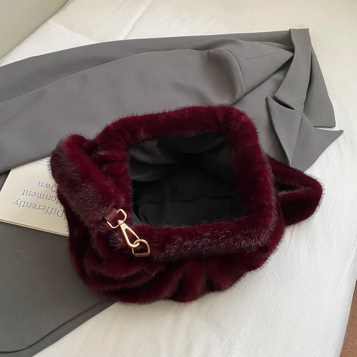 Women’s Faux Fur Cloud Shoulder Bag