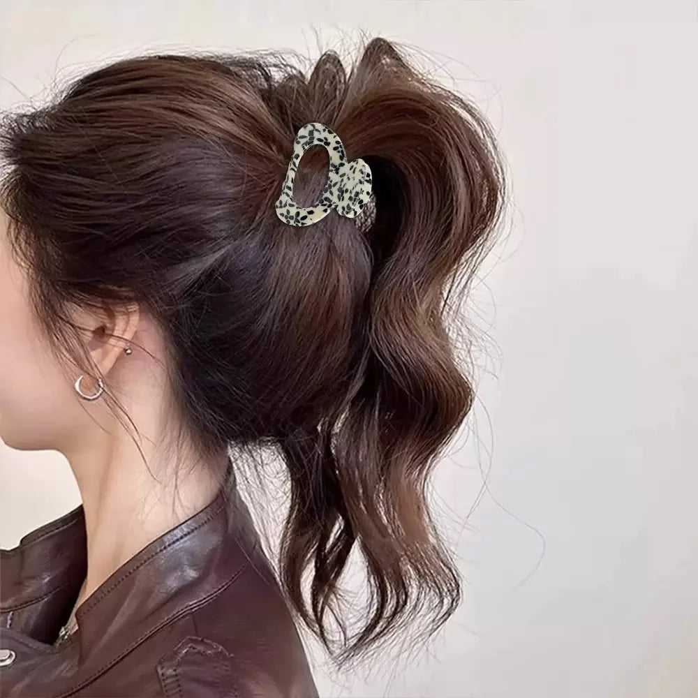Elegant Small Oval Hair Claw Clip