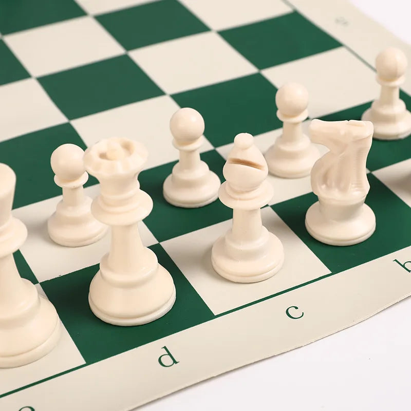 Tournament Chess Set with Mat