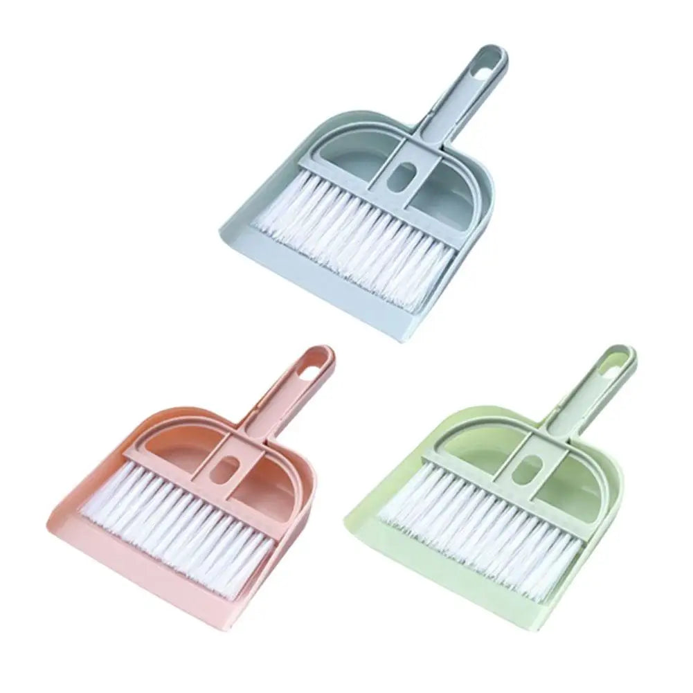 Mini Pet Dustpan & Brush Set – Cat, Hamster & Small Animal Cleaning Tool