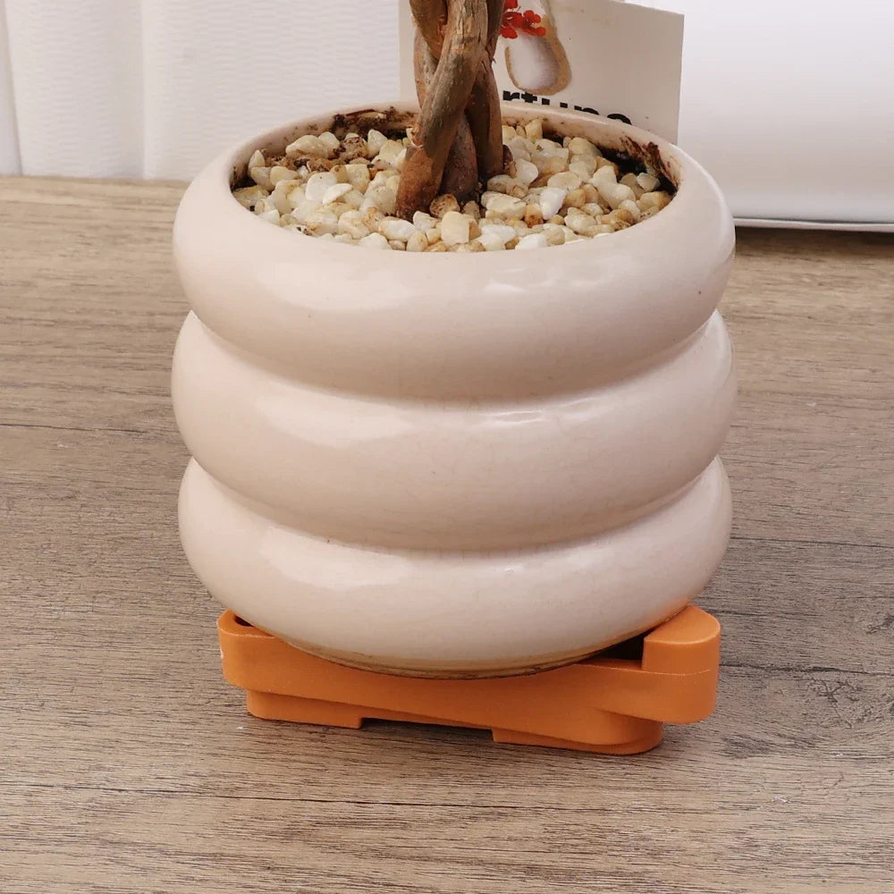 Triangle Plant Pot Risers to Prevent Root Rot