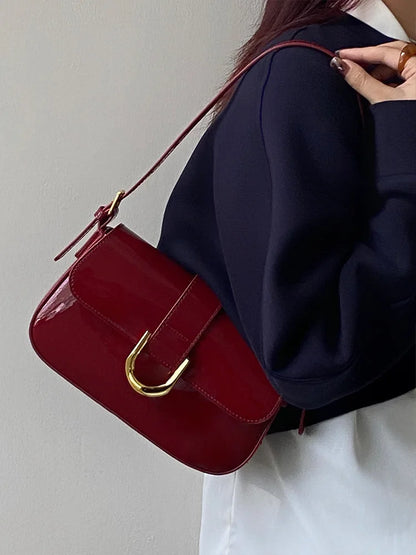 Vintage Horseshoe Buckle Crossbody Shoulder Bag