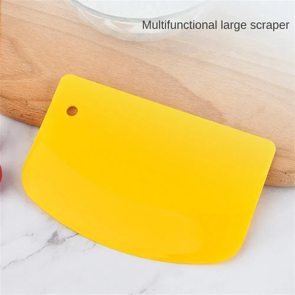Flexible Dough Scraper Spatula for Baking & Pastry Preparation