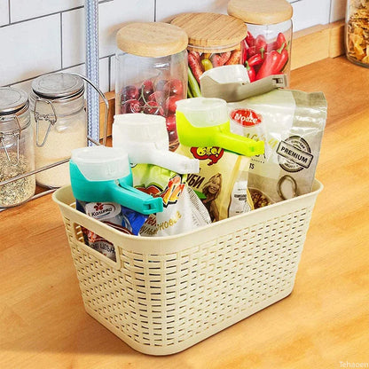Snack Sealing Clip with Pouring Spout