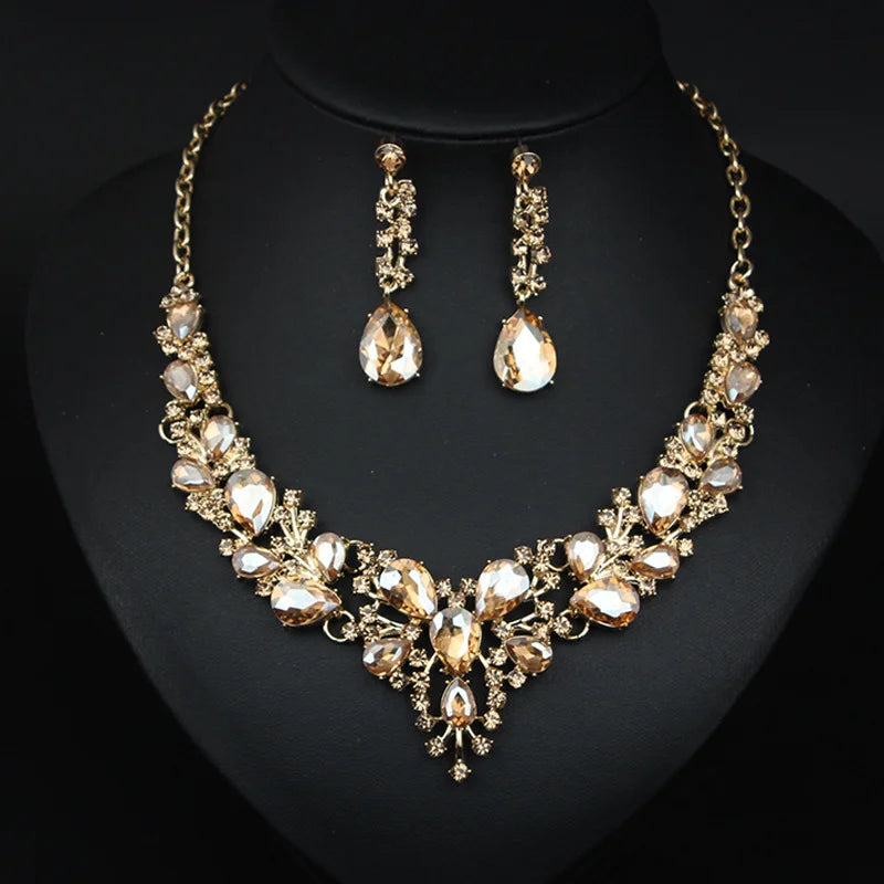 Women’s Retro Crystal Necklace & Earrings Set