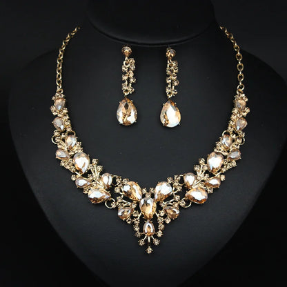 Women’s Retro Crystal Necklace & Earrings Set