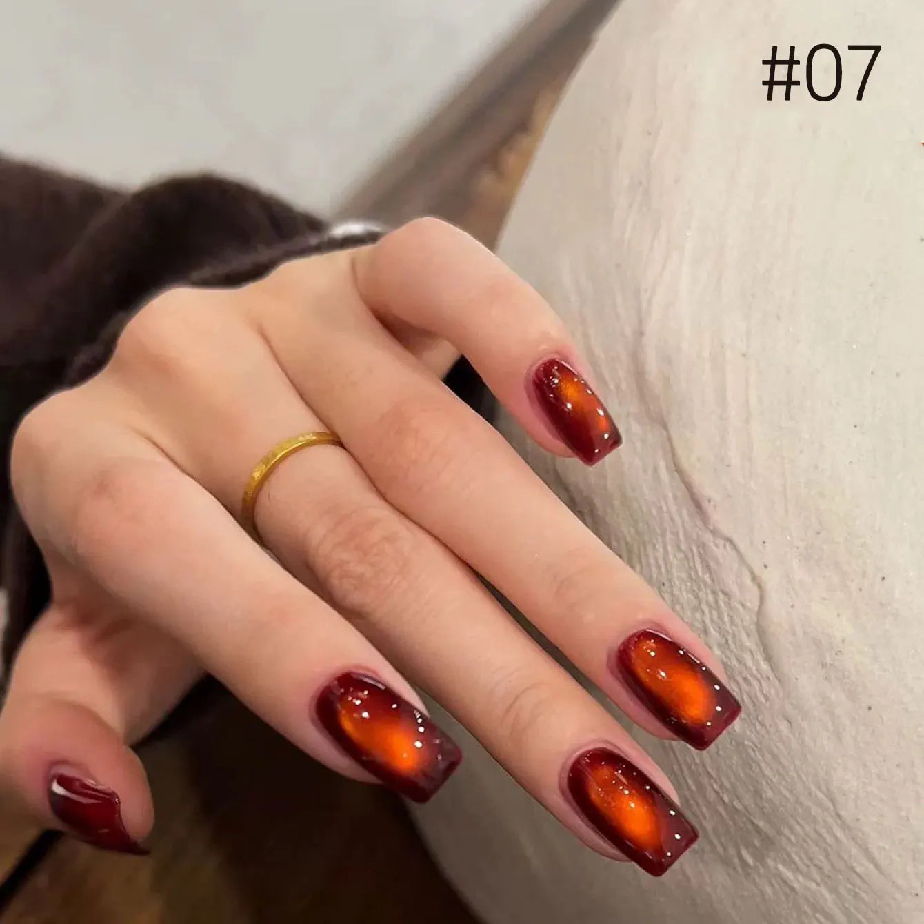 Brown Gold Cat Eye Gel Nail Polish