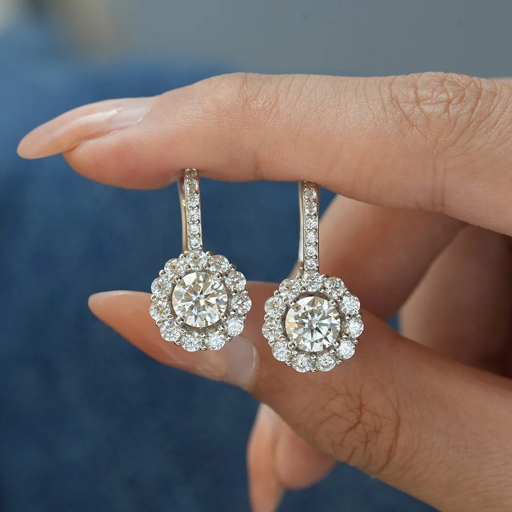 PT950 Platinum Moissanite Stud Earrings