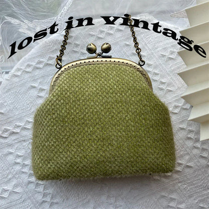 Vintage Green Velvet Pearl Clutch Bag