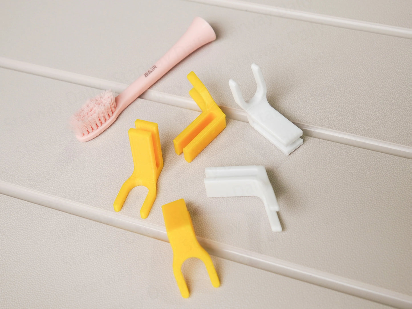 Universal Travel Toothbrush Holder Clip