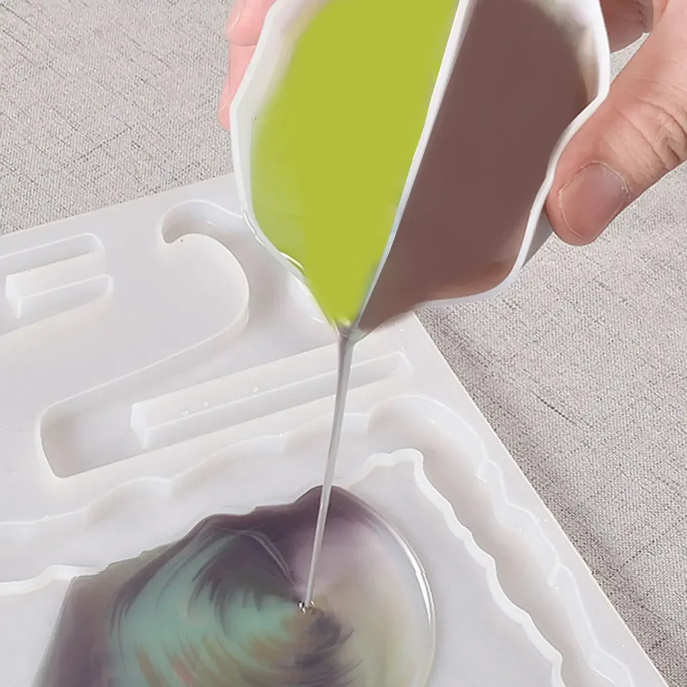 Silicone Fluid Art Paint Pouring Diverter