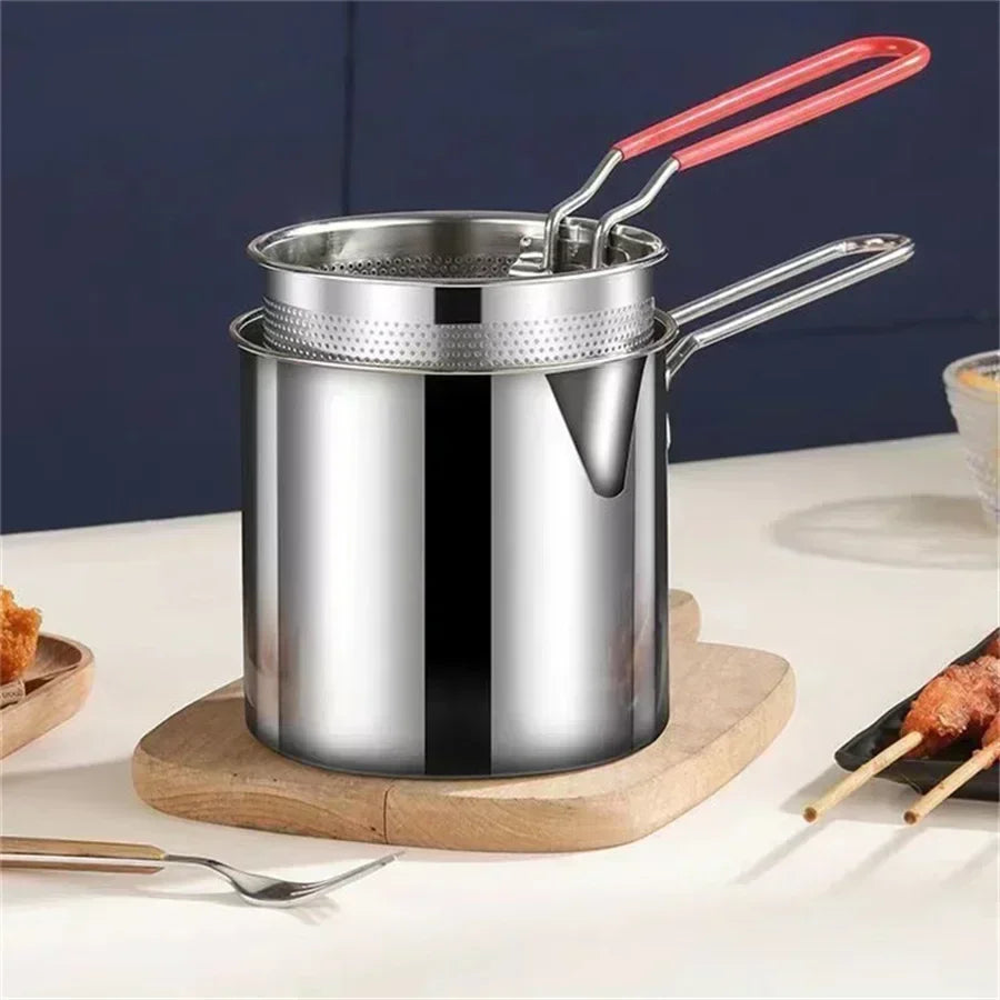 Household Deep Frying Pot with Removable Strainer for Chips & Chicken