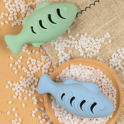 Interactive Silicone Fish Treat Dispenser Cat Toy