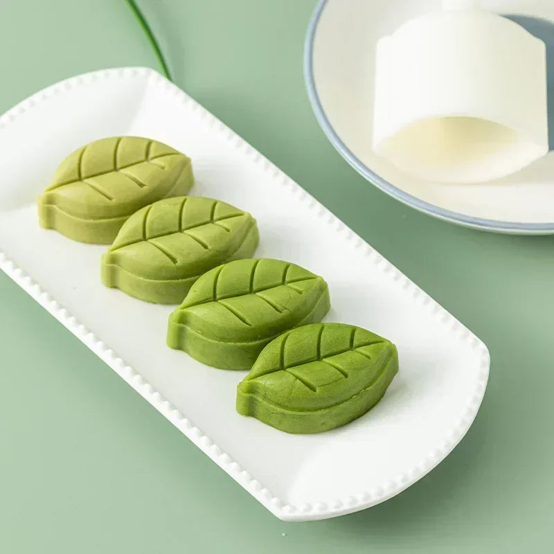 30g Mooncake Mold Plastic Pastry Press Tool