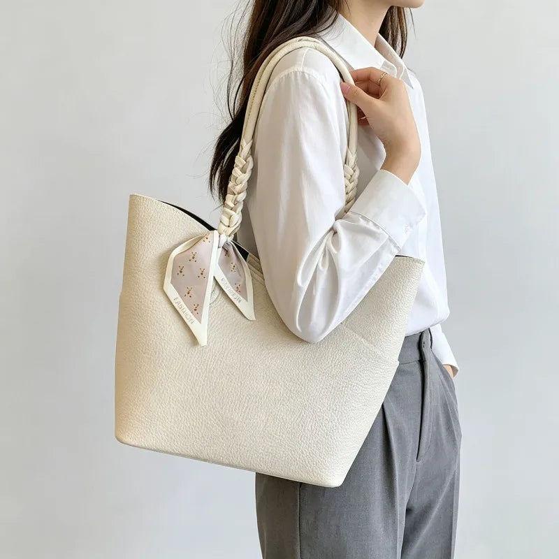 Large Capacity Bucket Shoulder Bag