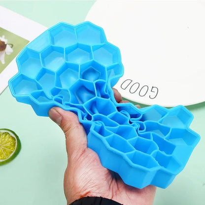 37-Grid Honeycomb Silicone Ice Cube Tray with Lid