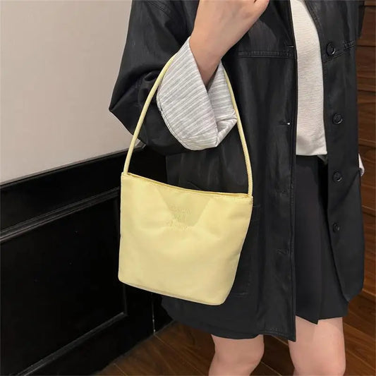 Women’s Large Capacity Shoulder Tote Bag