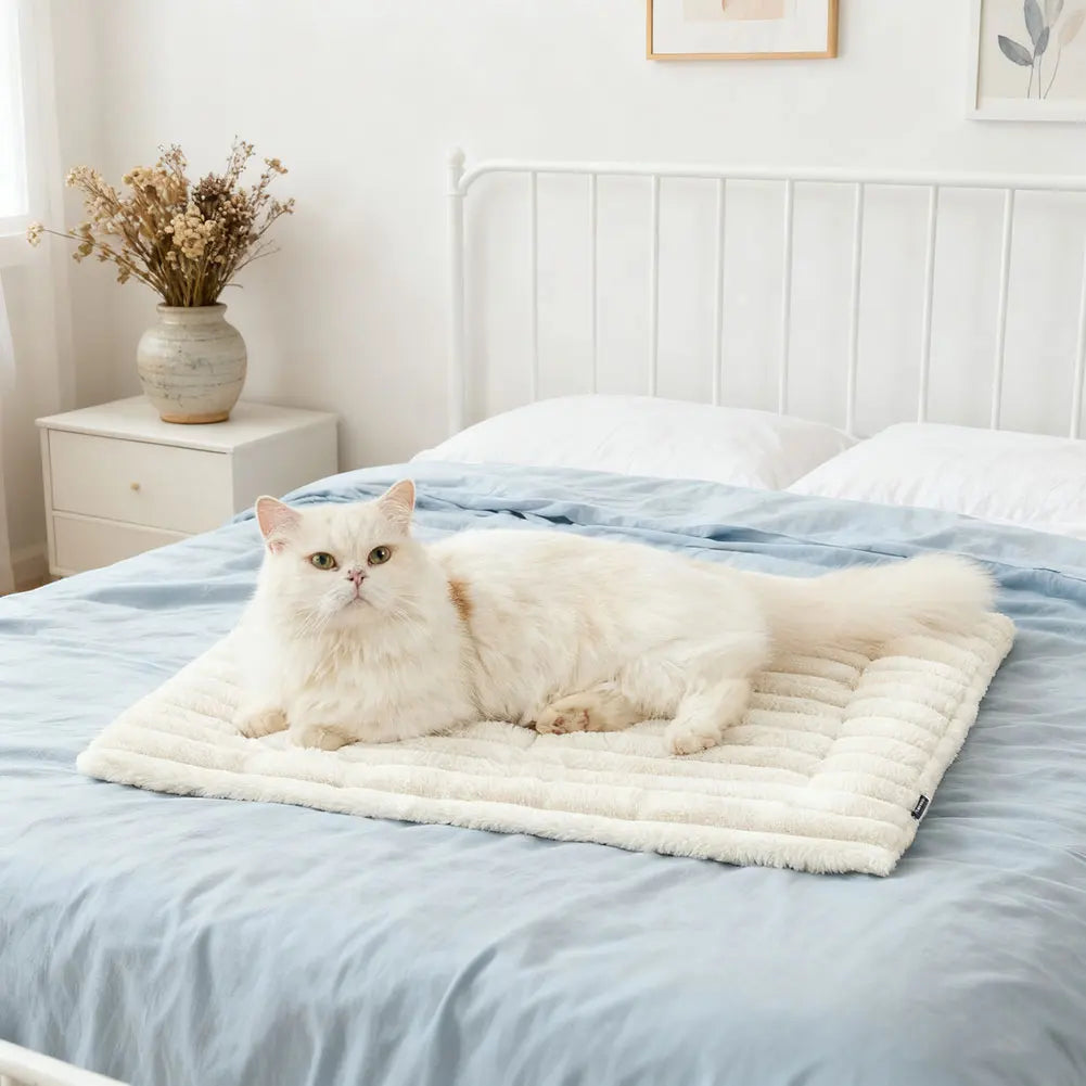 Self-Warming Plush Pet Bed Mat