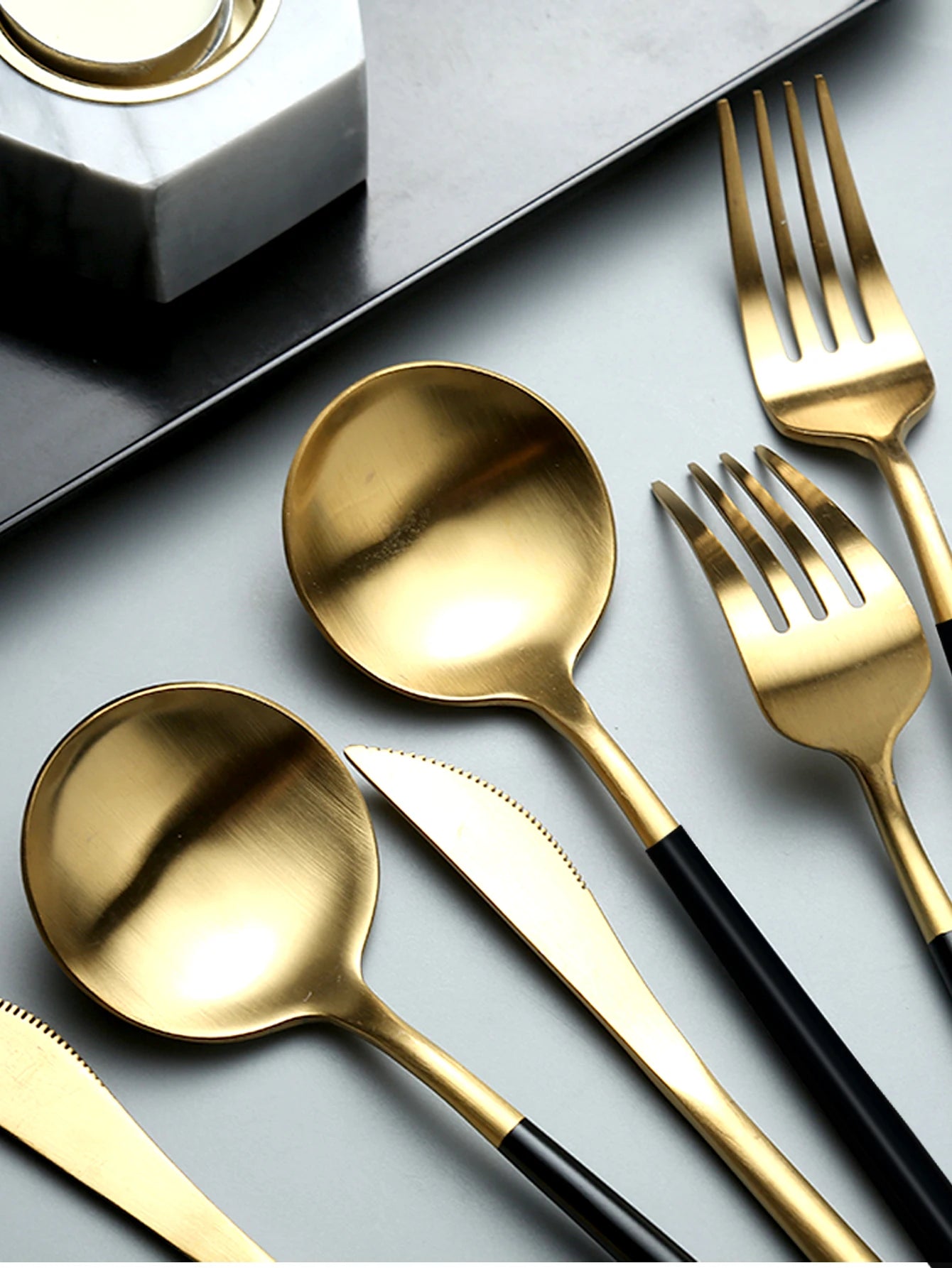 Elegant Western Flatware Set with Spoon, Fork & Knife