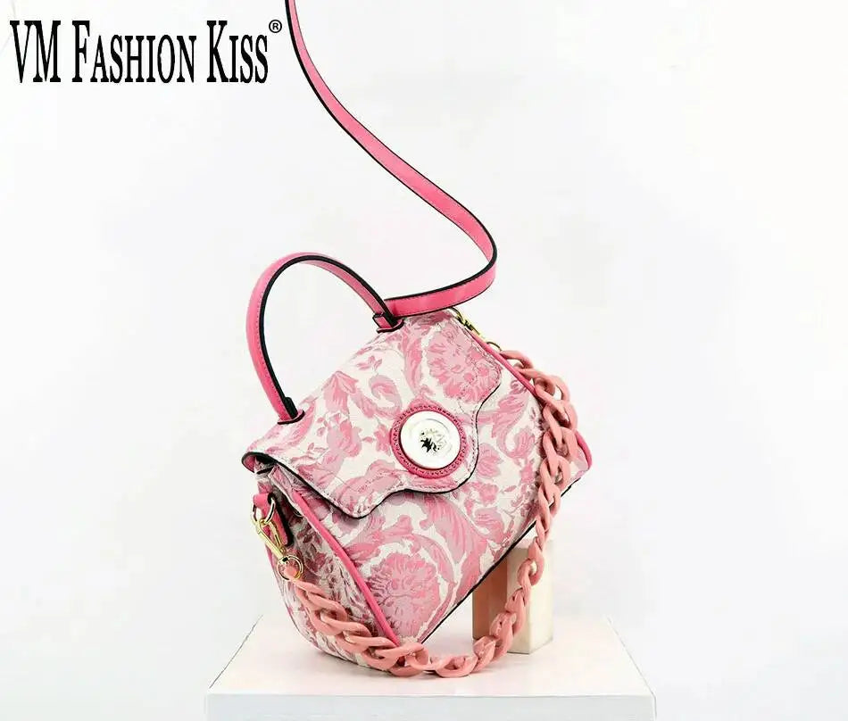 Luxury Women's Crossbody Bag with Fashion Chain Strap