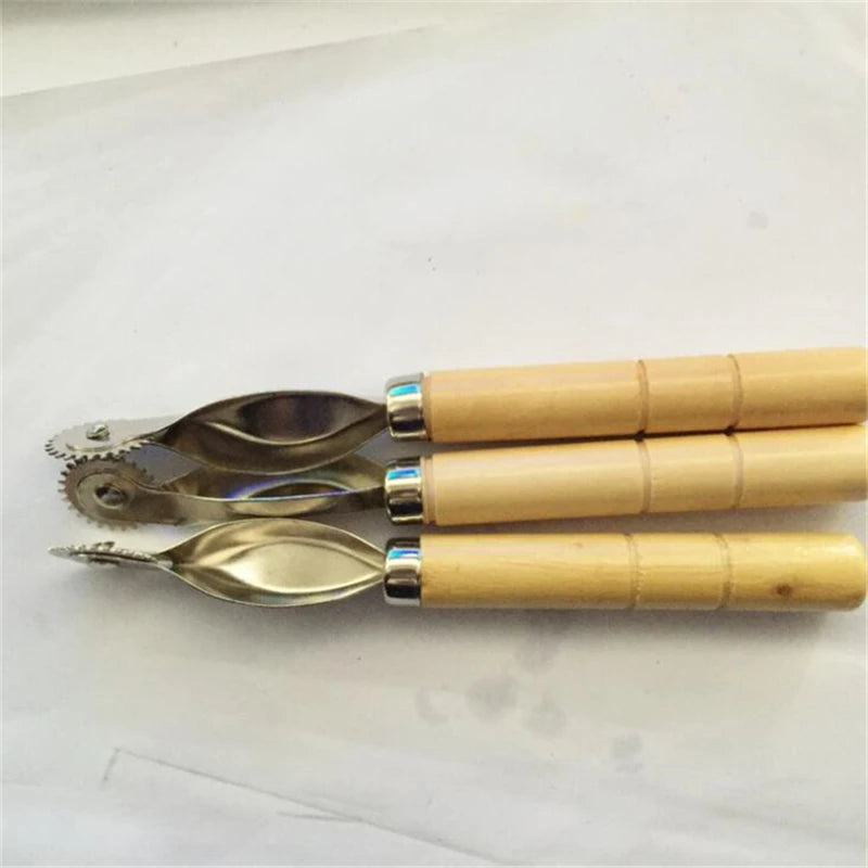 Wood Handle Sewing Tracing Wheel Tool