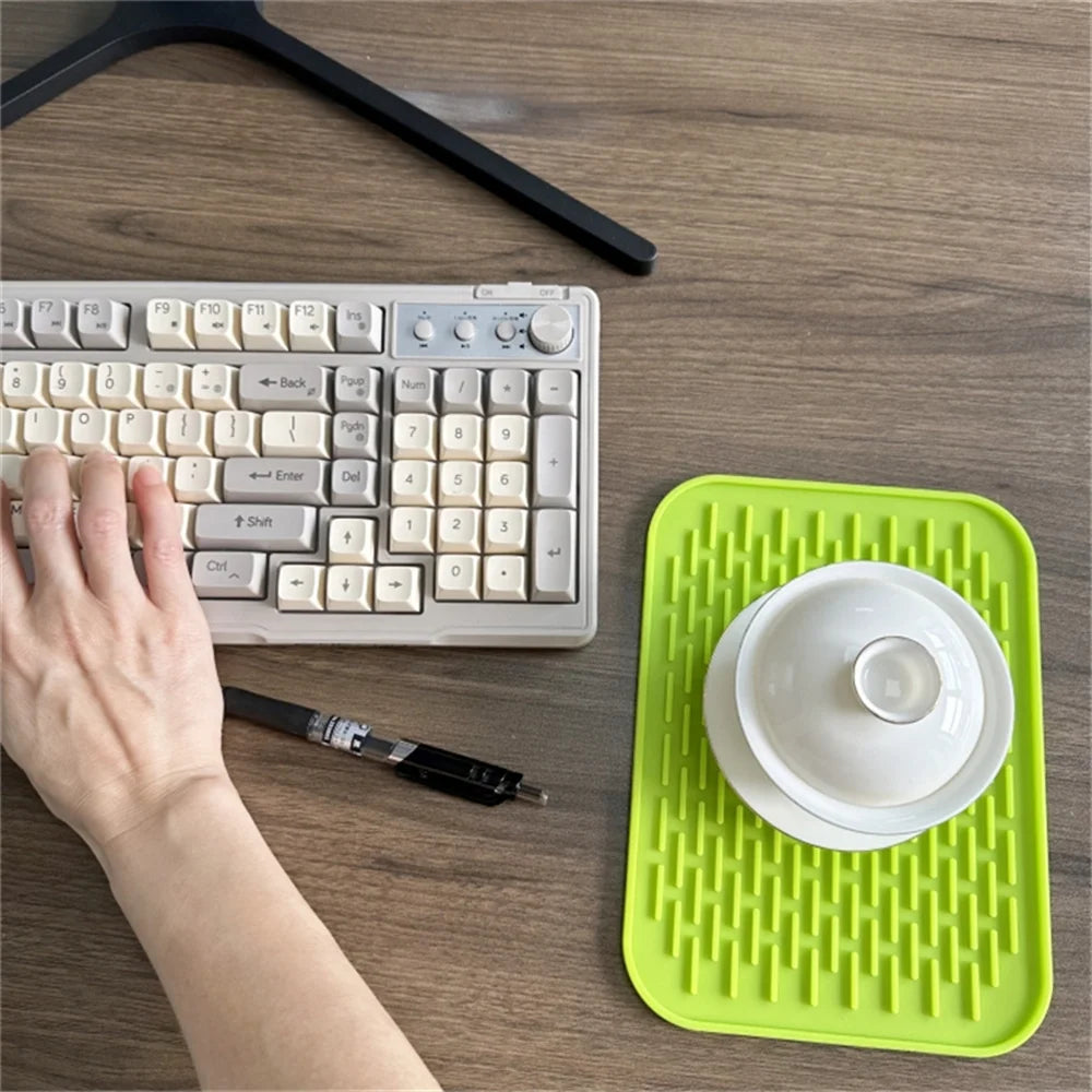 Silicone Heat-Resistant Pot Holder Mat