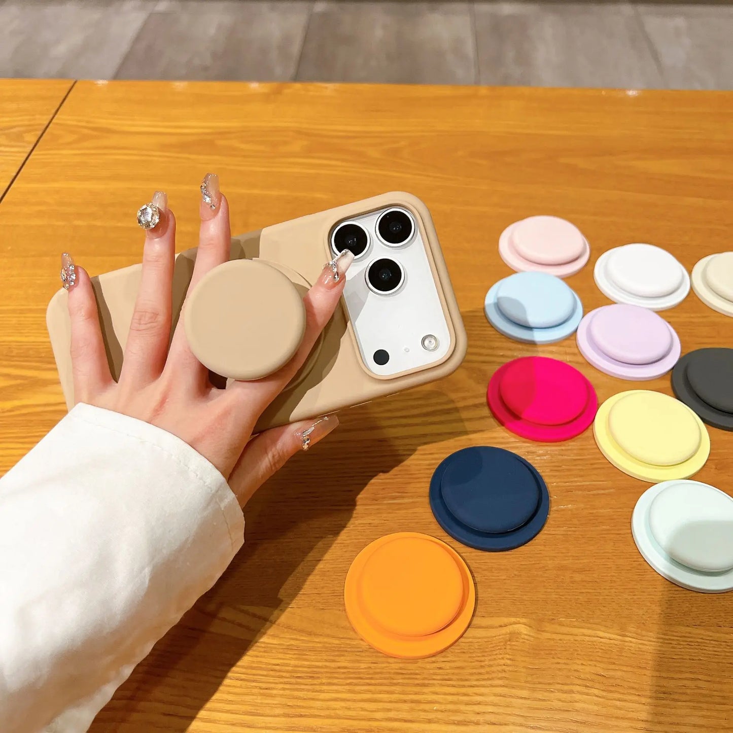 Water Ripple Silicone MagSafe Phone Grip Holder