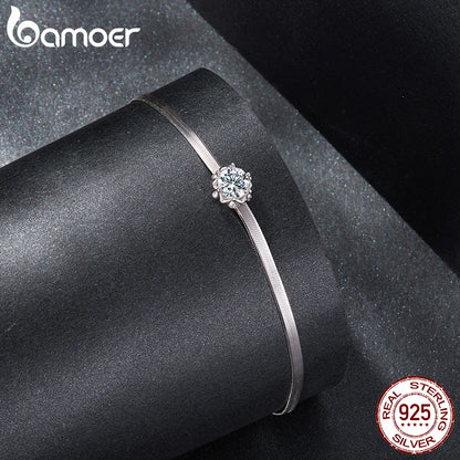 925 Sterling Silver Moissanite Flower Bud Bracelet