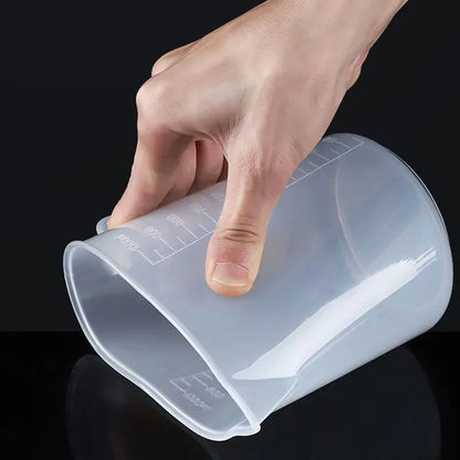 Clear Plastic Measuring Cup Set