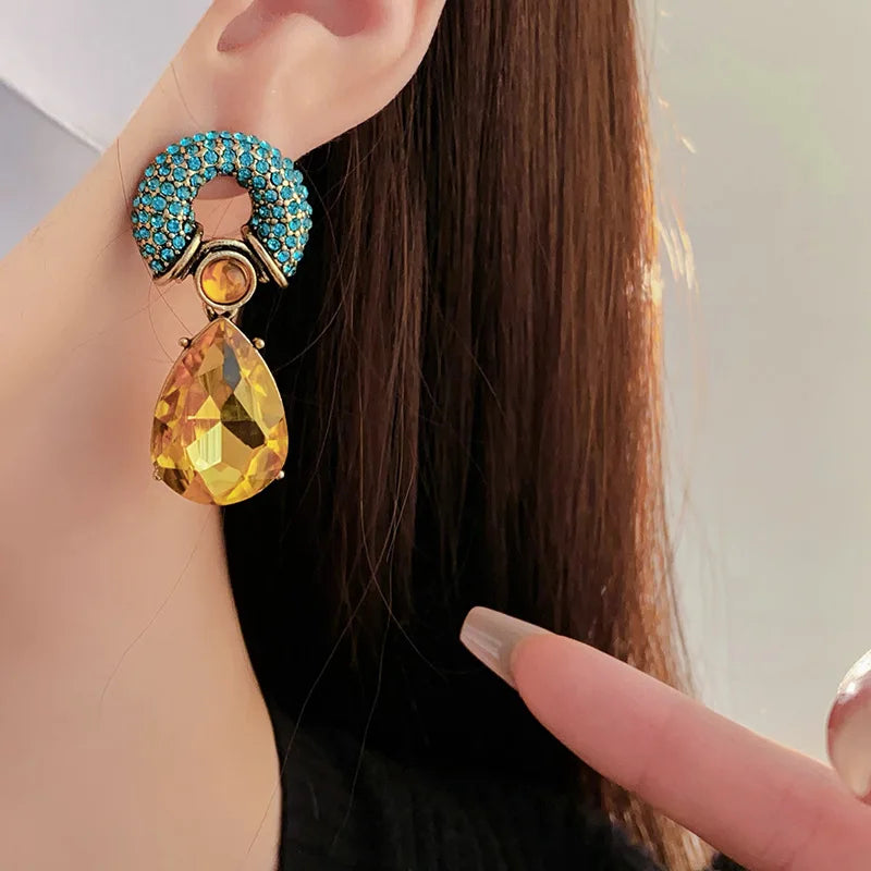 Rhinestone Circle Water Drop Metal Earrings