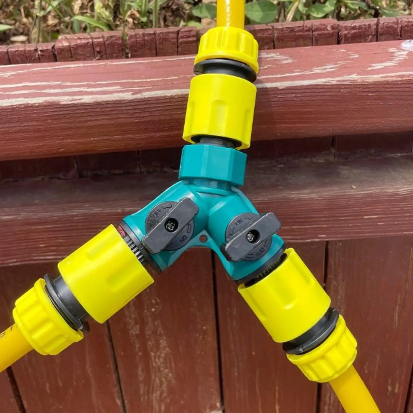 2-Way Garden Hose Splitter with Shut-Off Valve