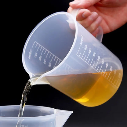 Clear Plastic Measuring Cup Set