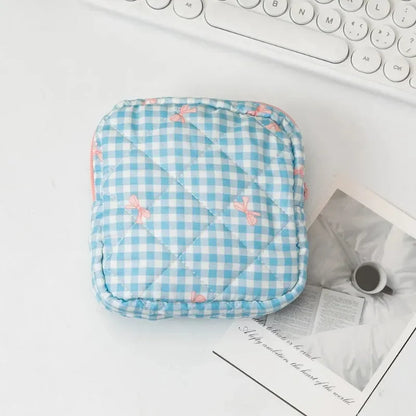 Heart Print Feminine Hygiene Storage Pouch