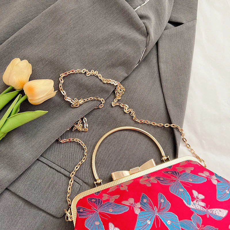Vintage Embroidered Chain Clutch Handbag