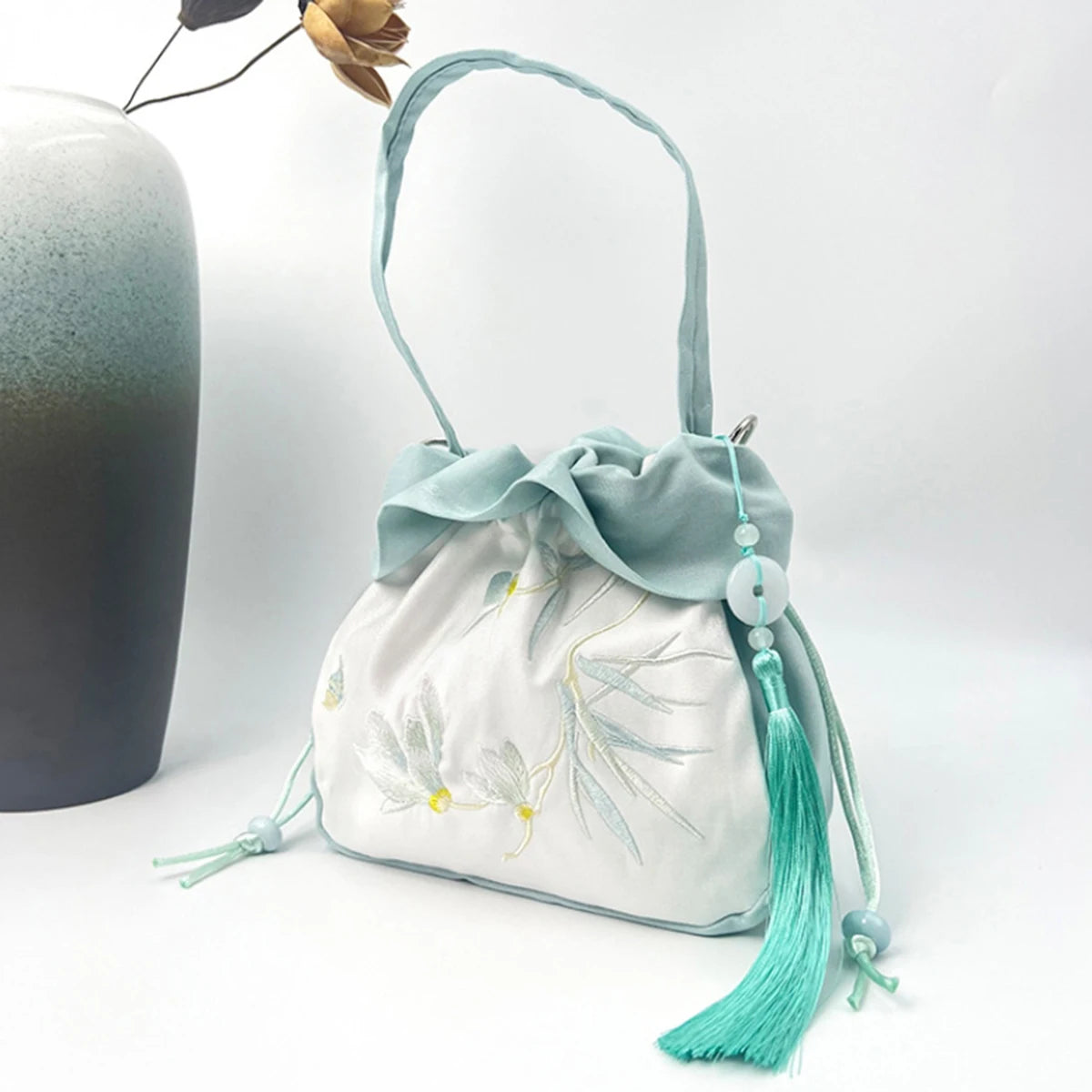Ladies' Handbags Featuring Han Elements, Ancient-Style Embroidery, Hanfu Bags and Cheongsam Bags, Festival Gift Bags