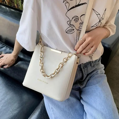 Minimalist Chain Bucket Crossbody Bag
