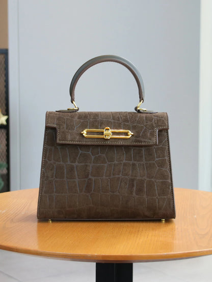 M.T MISS TOTE Leather Box Shoulder Bag