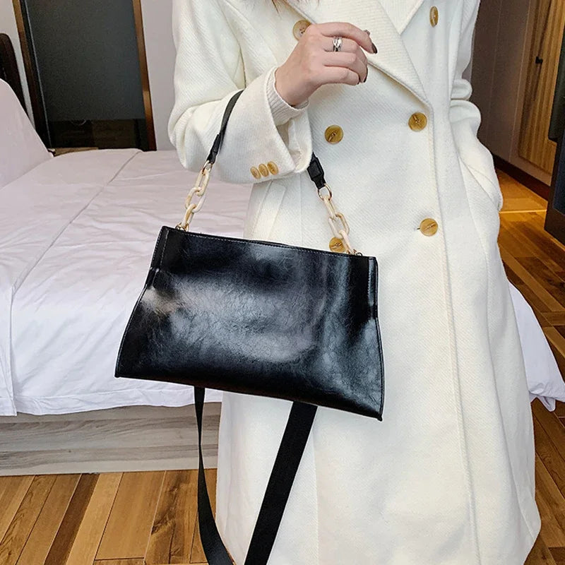 Elegant Women’s Underarm Tote Bag with Chain Accent
