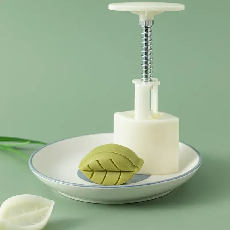 30g Mooncake Mold Plastic Pastry Press Tool