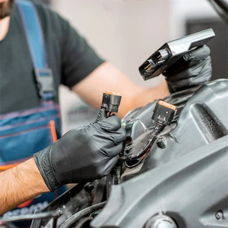 Black Disposable Nitrile Gloves