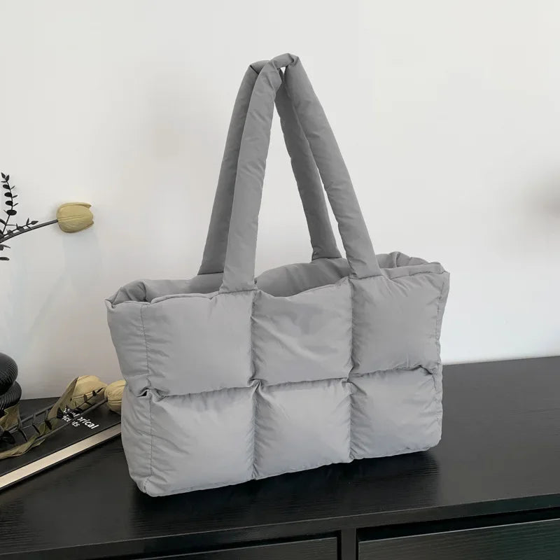 Quilted Large Capacity Tote Shoulder Bag