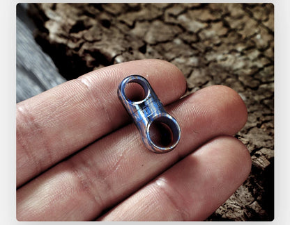 360° Rotating Titanium Keychain Clip