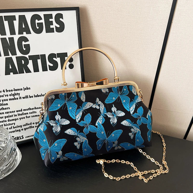 Vintage Embroidered Chain Clutch Handbag