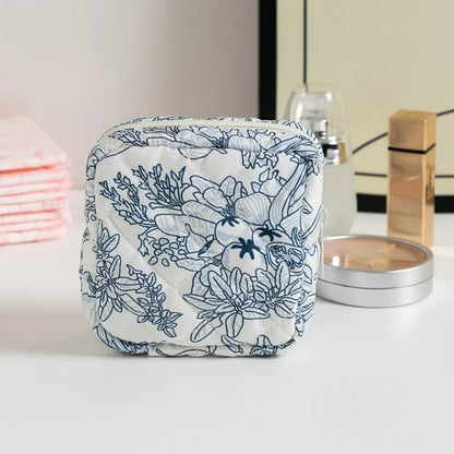 Heart Print Feminine Hygiene Storage Pouch