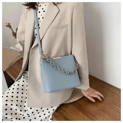 Minimalist Chain Bucket Crossbody Bag