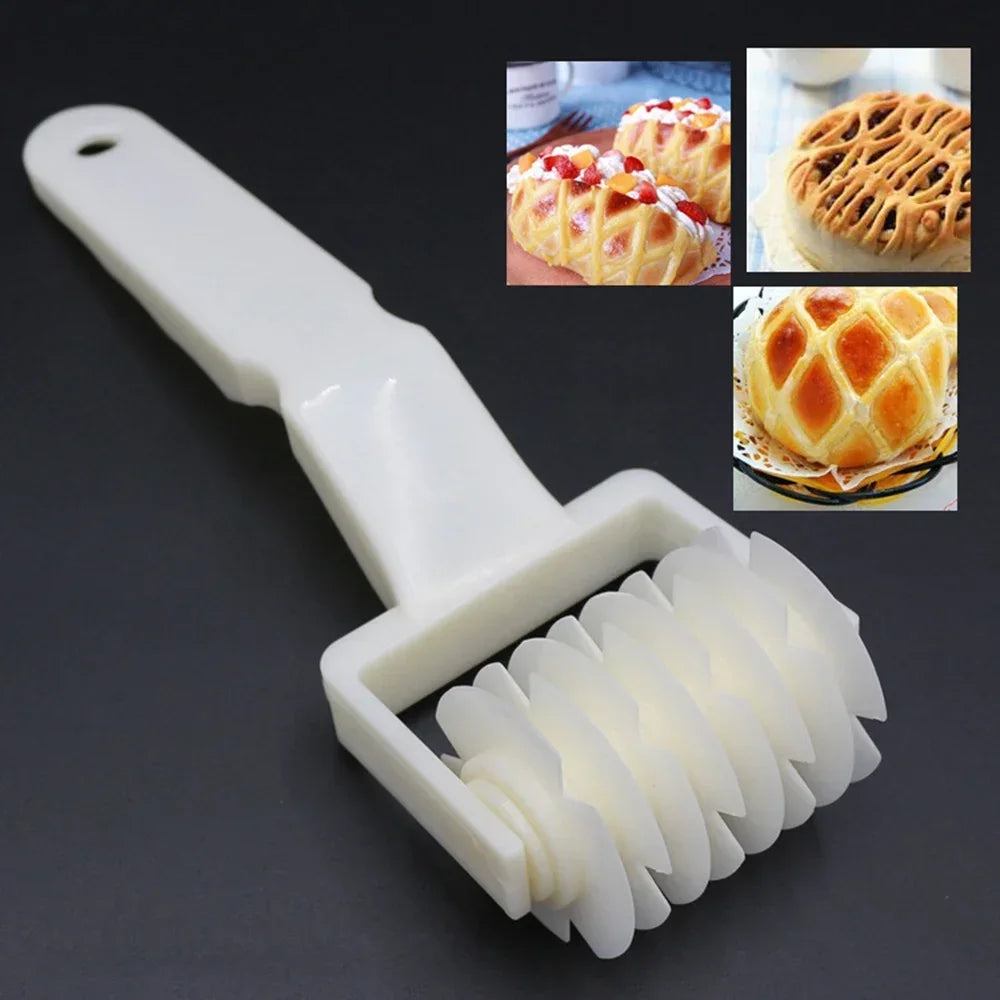 Plastic Lattice Pastry Roller Cutter
